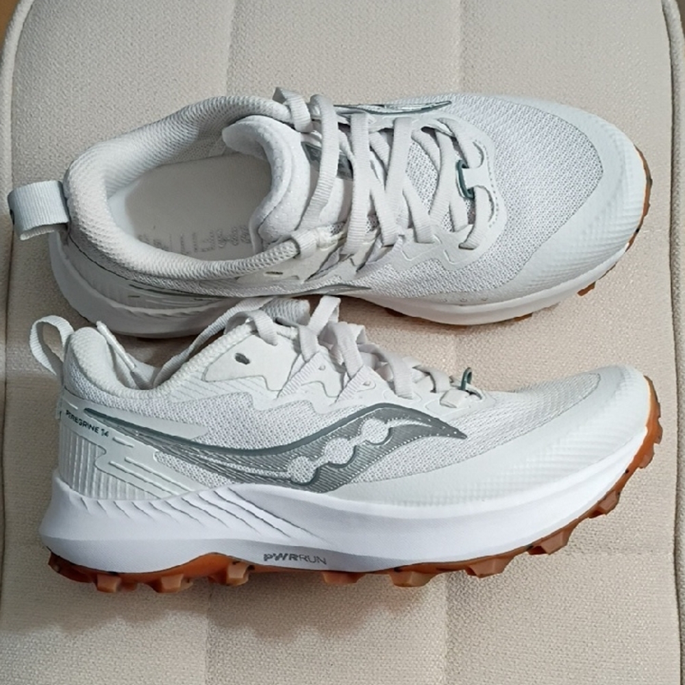 Saucony White and Gray Women's Sneakers